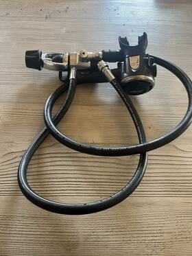 4596 Aeris Atmos Pro 1st And 2nd Stage Adjustable Regulator Scuba Dive