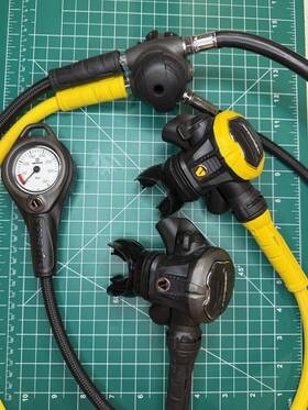 Apk-ap0370 Apeks Flight - Din Scuba Dive Regulator System Without Cto And Spg
