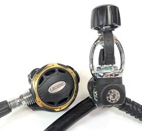 5474 Aqua Lung Legend Gold Regulator Set Scuba Dive 1st And 2nd Stage Yoke