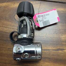 240.3555.07.m Hollis 240.3555 240e Yoke Regulator 1st Stage Open Box New