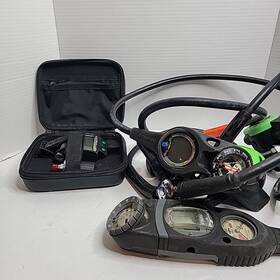 Sm24 Oceanic Datatrans Aqua Lung Sea Quest Diving Equipment Suunto Gauges Compass Lot