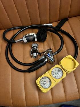 001082 Poseidon Jetstream 1st And 2nd Stage Regulator 3960 Din With Yoke Adapter