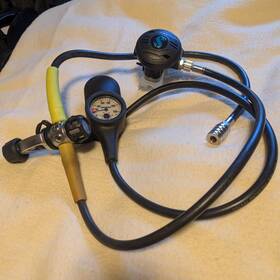 Scubapro G190 Scuba Regulator Set With Hoses Oceanic Psi Gauge Console Compass