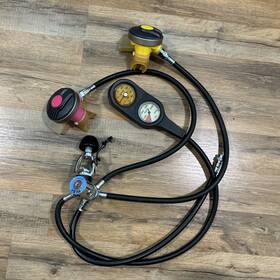Tr-25411 Tusa Scuba Regulator With Gauges And Mouthpieces Untested