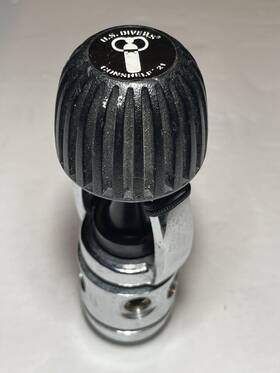 W8b1735 Us Divers Conshelf 21 Yoke 1st First Stage Scuba Dive Regulator