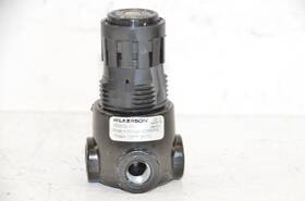 B285923-r03-02-000 Wilkerson New R03-02-000 300psi 1/4 In Pneumatic Regulator B285923