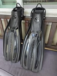 Size 9-10 Used Black Sherwood Dive Fins. Fixed Price $35.00.