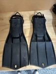 Aqua-lung U.s. Divers Rocket Ii Super Scuba Fins Flippers Black Usa. Fixed Price $45.00.